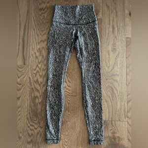Lululemon Size 4 Wunder Under HR Leggings 28"